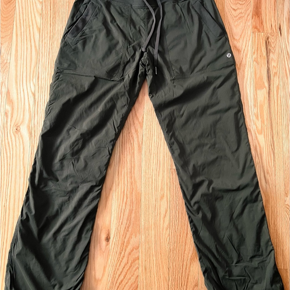 lululemon athletica Women's Sage/Khaki Pants